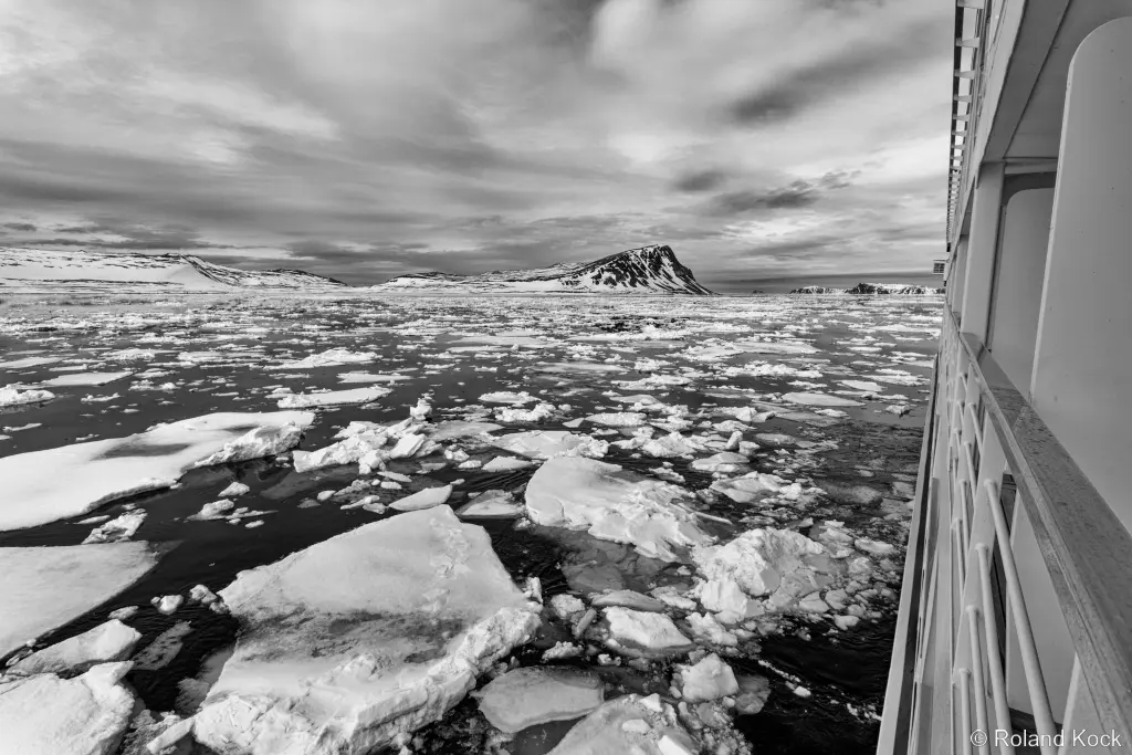 Spitzbergen Kreuzfahrt durch das Packeis